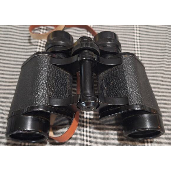 Yoshida & Co Thorobred 6X30 binoculars no. 11578- FOV: 393' @1000yds- excellent - Picture 8 of 9
